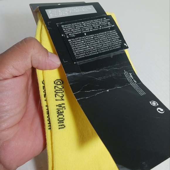 SpongeBob Squarepants H&M Size 7.5-9 - Picture 4 of 4